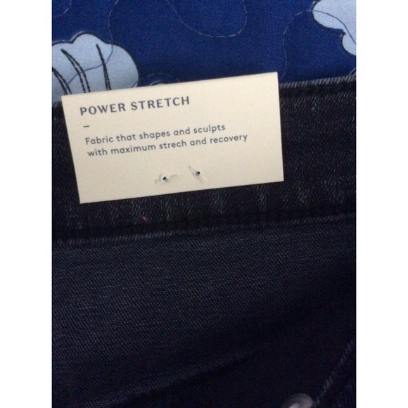 NWT Universal Threads Black Cutoff Shorts - 12 - Picture 6 of 6